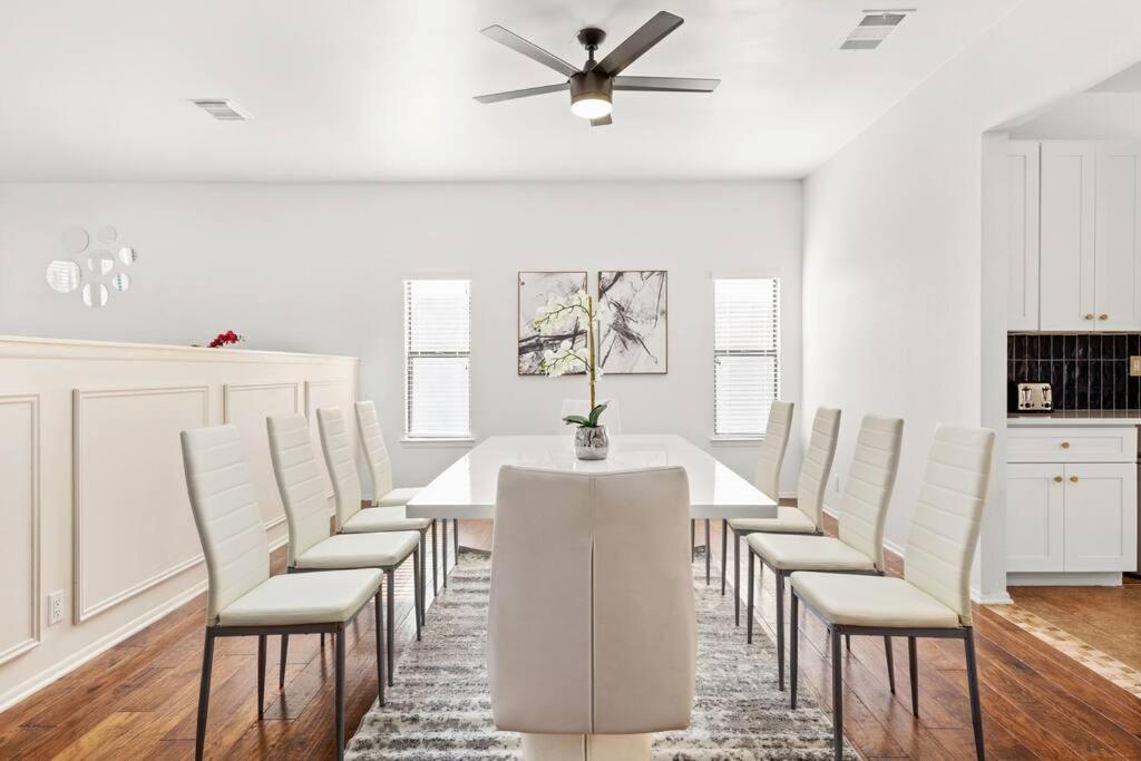 5 Bedrooms With Chefs Kitchen 2 Masters Room And Game Lounge San Antonio Bagian luar foto