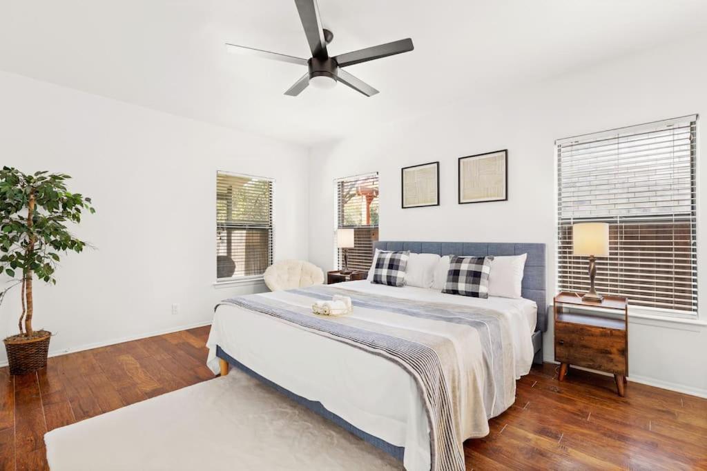 5 Bedrooms With Chefs Kitchen 2 Masters Room And Game Lounge San Antonio Bagian luar foto