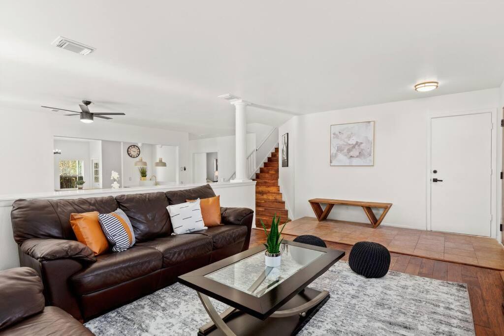 5 Bedrooms With Chefs Kitchen 2 Masters Room And Game Lounge San Antonio Bagian luar foto